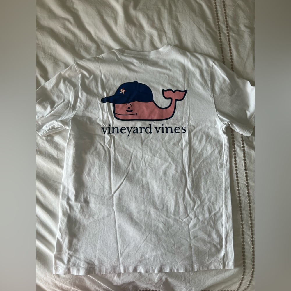 HOUSTON ASTROS VINEYARD VINES TEE MEDIUM